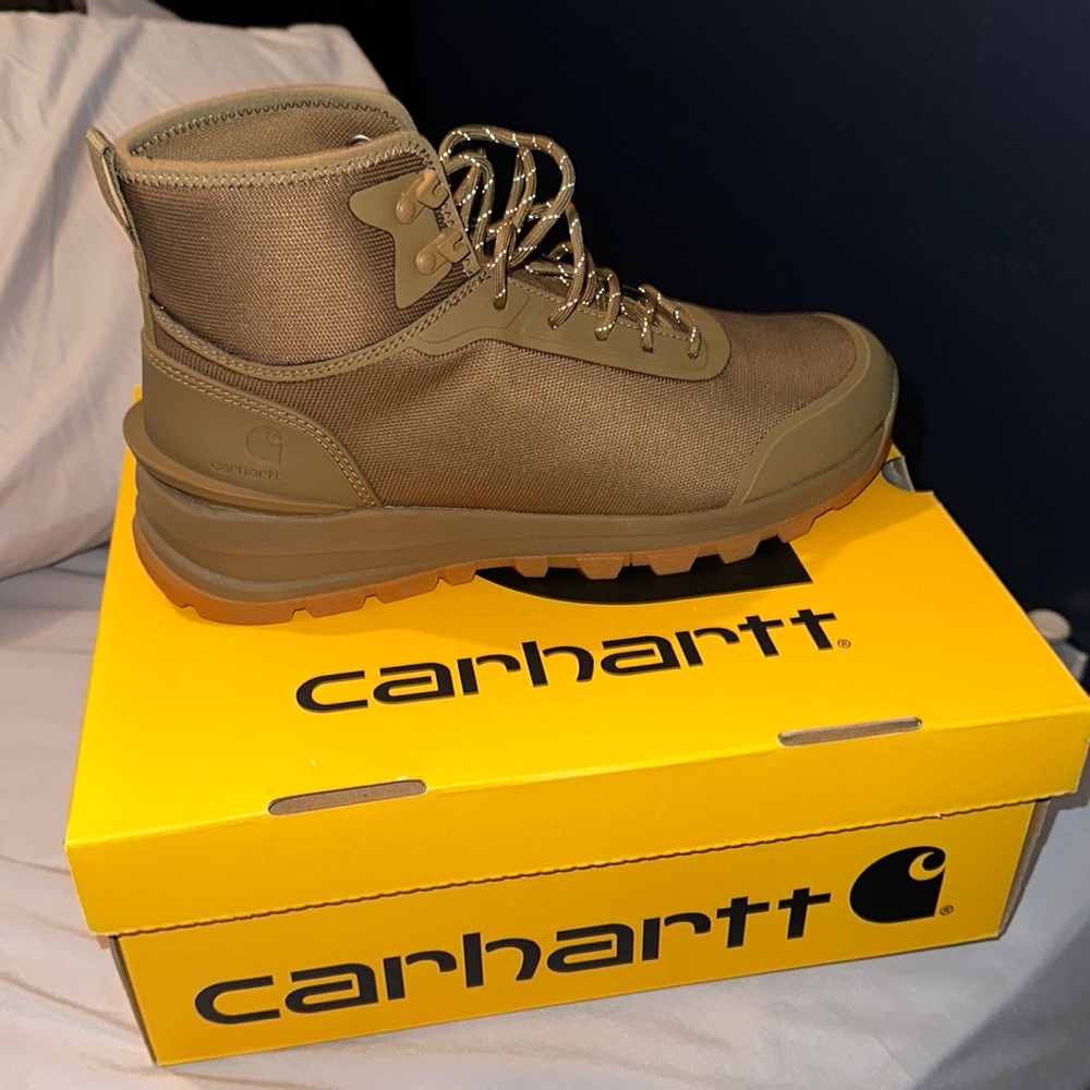 Carhartt winter boots brand new